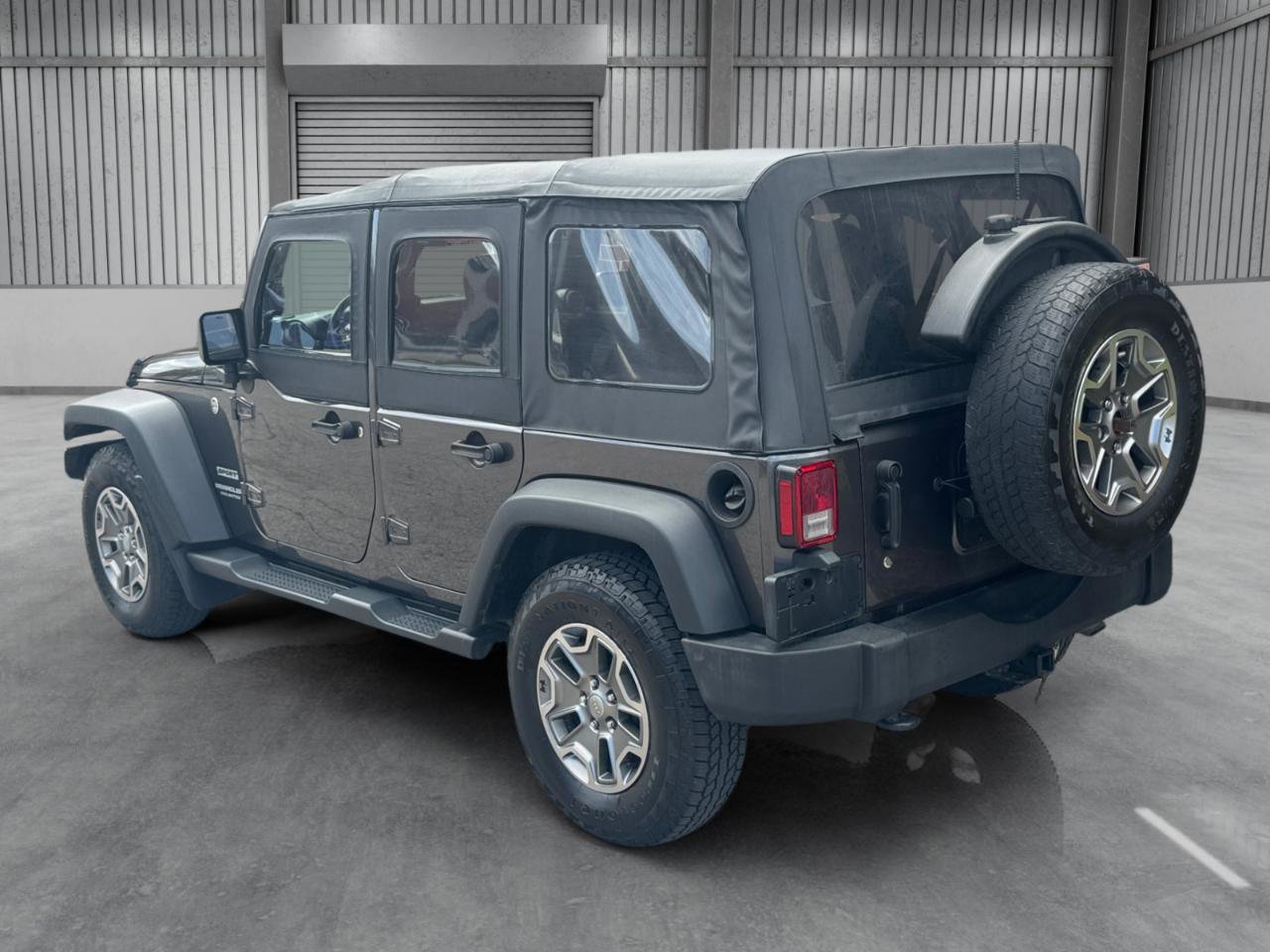 Used 2016 Jeep Wrangler Unlimited Sport w/ Connectivity Group AWD/4WD image 32