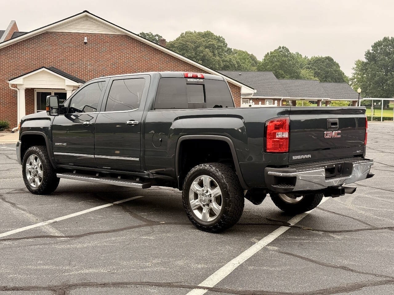 Used 2018 GMC Sierra 2500 SLT AWD/4WD image 6