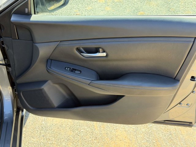 Used 2024 Nissan Sentra SV FWD image 10