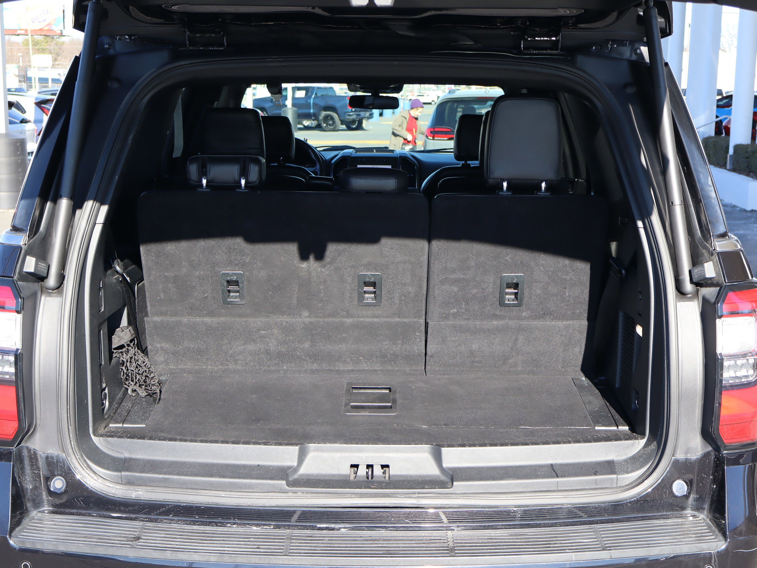 Used 2020 Ford Expedition Limited w/ Special Edition Package image 36