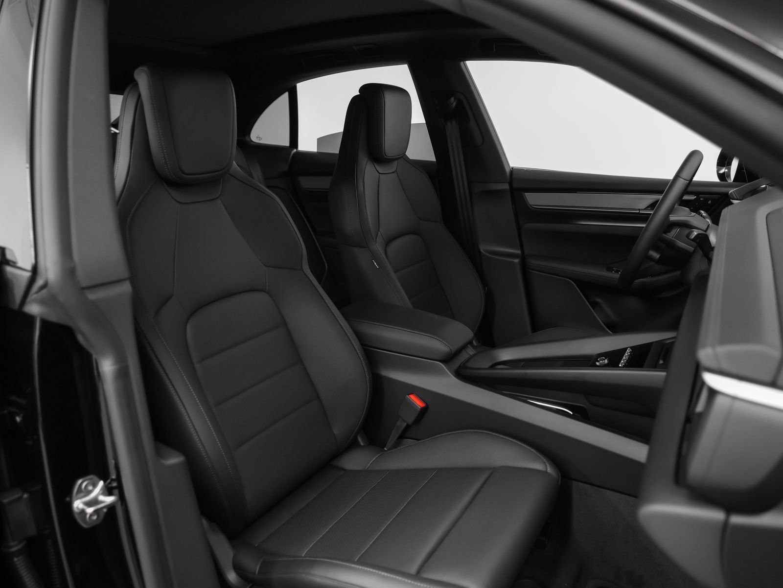 Certified 2025 Porsche Macan 4 Electric image 21