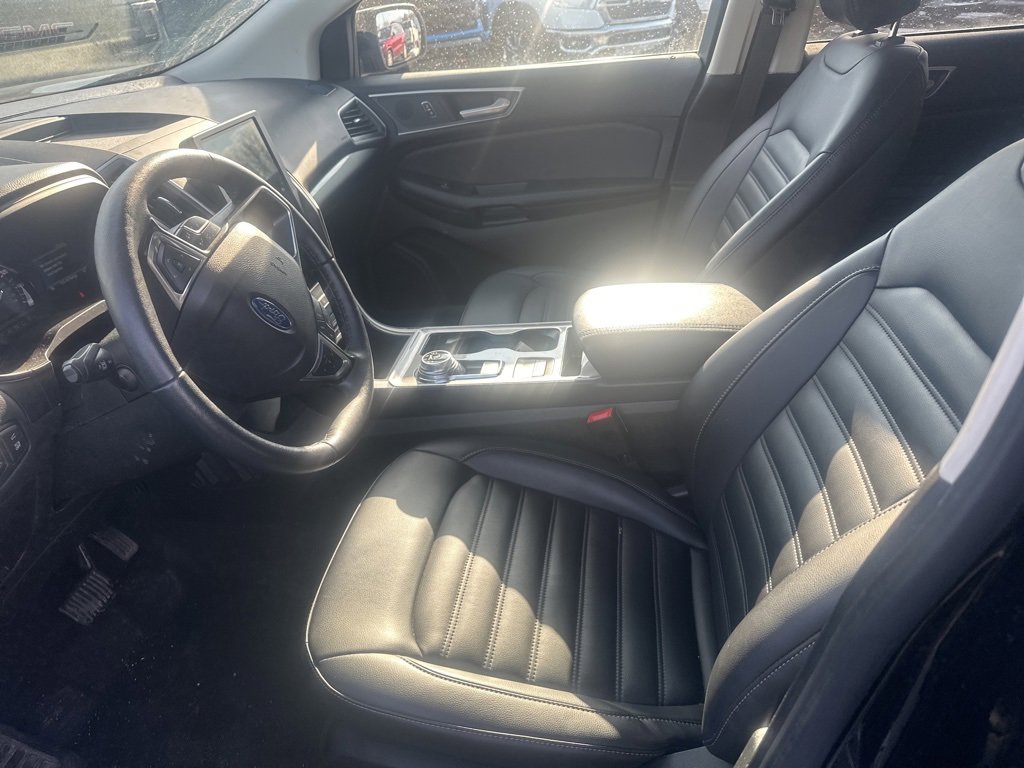 Used 2024 Ford Edge SEL w/ Convenience Package image 11