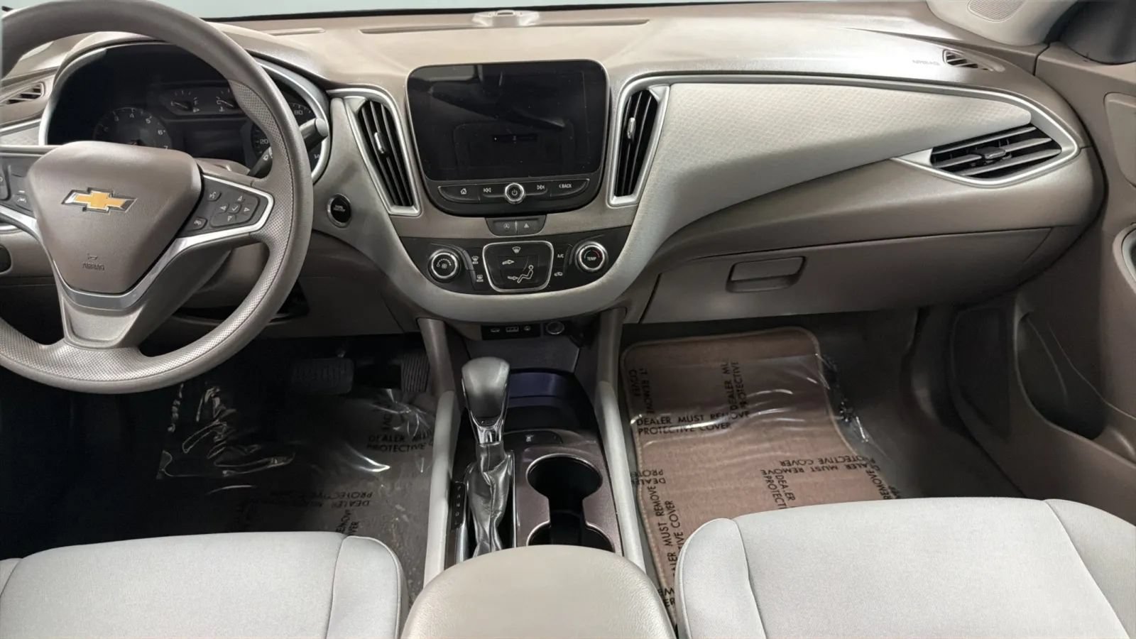 Used 2023 Chevrolet Malibu LS FWD image 17