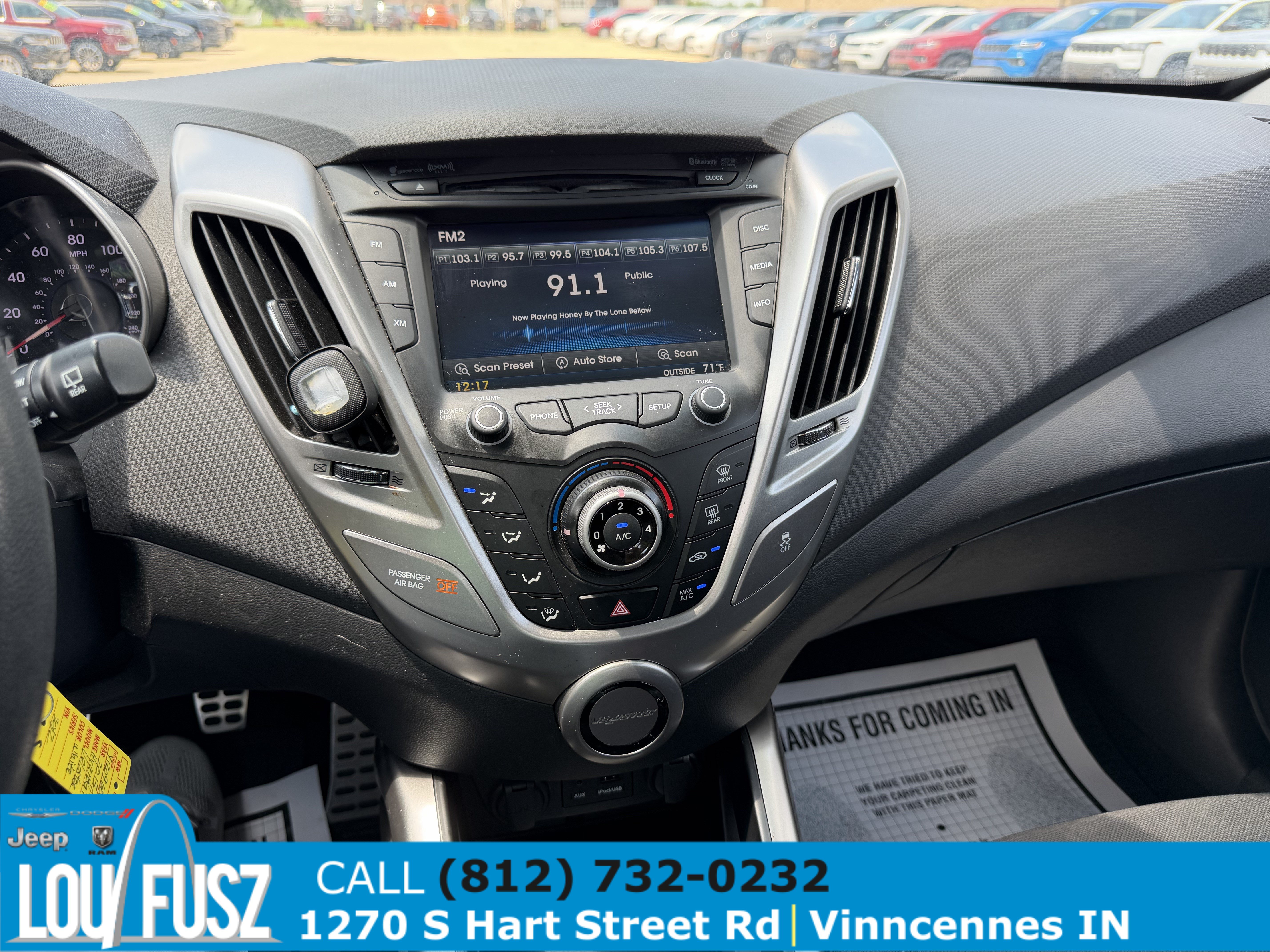 Used 2013 Hyundai Veloster FWD image 20