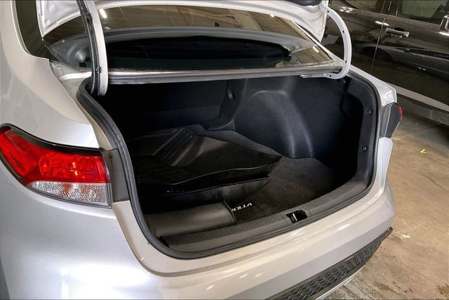Used 2021 Toyota Corolla SE w/ Carpet Mat Package (TMS) FWD image 31