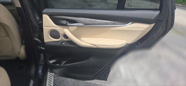 Used 2016 BMW X5 xDrive40e image 19