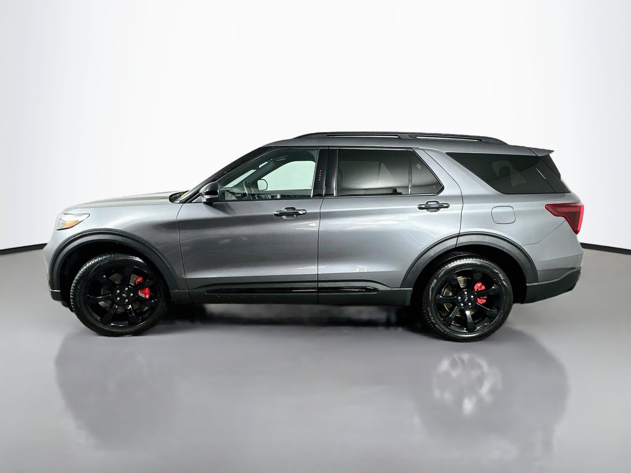 Used 2023 Ford Explorer ST w/ Equipment Group 401A AWD/4WD image 4