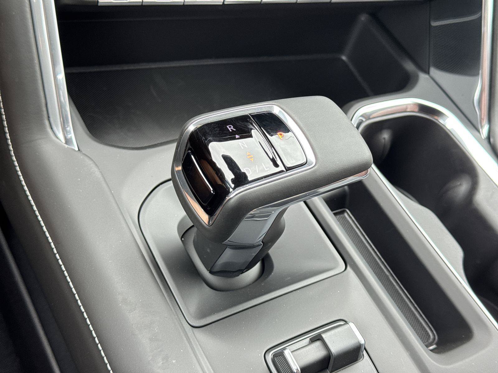 New 2026 GMC Sierra 1500 Denali Ultimate AWD/4WD image 13