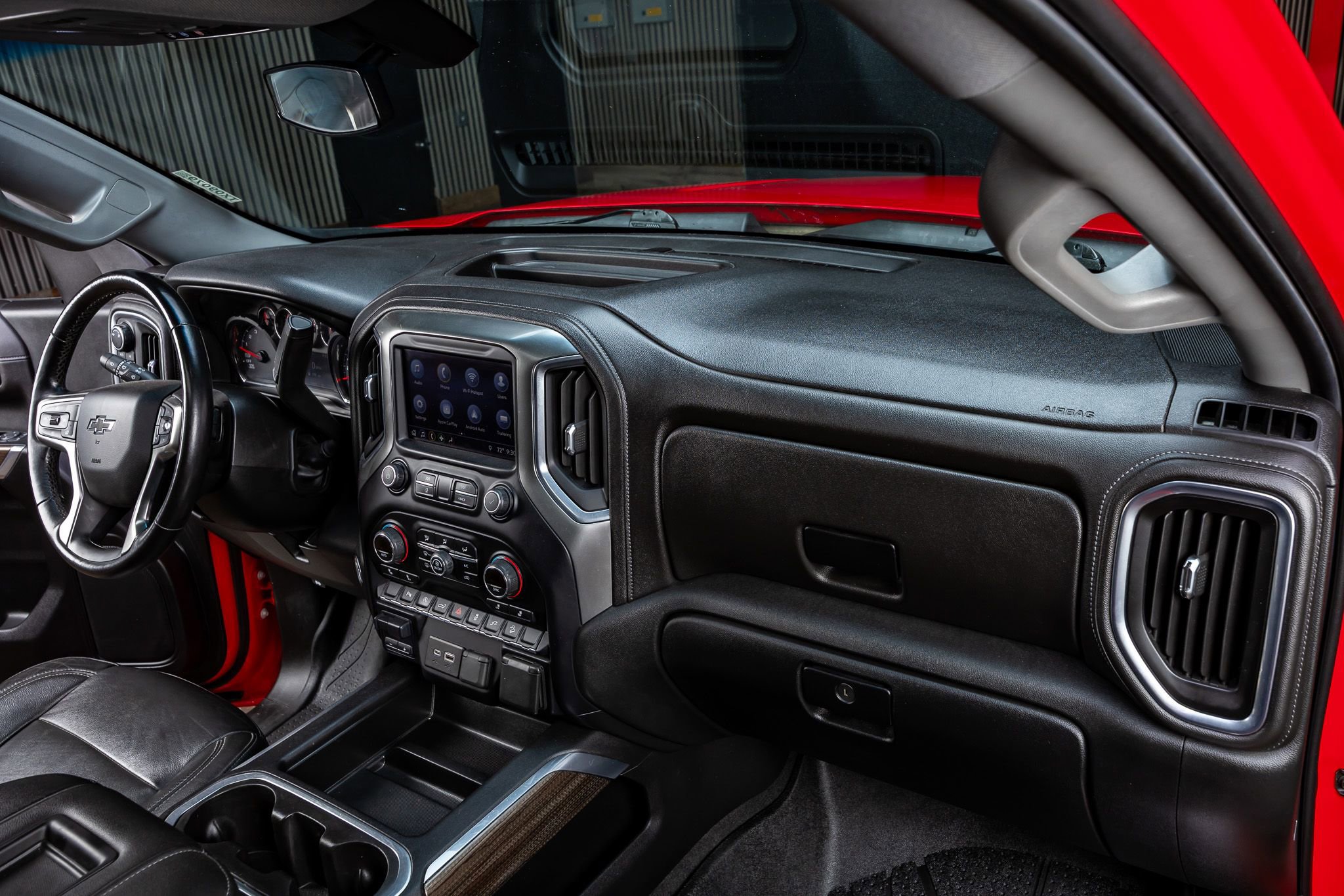 Used 2019 Chevrolet Silverado 1500 LT Trail Boss AWD/4WD image 18