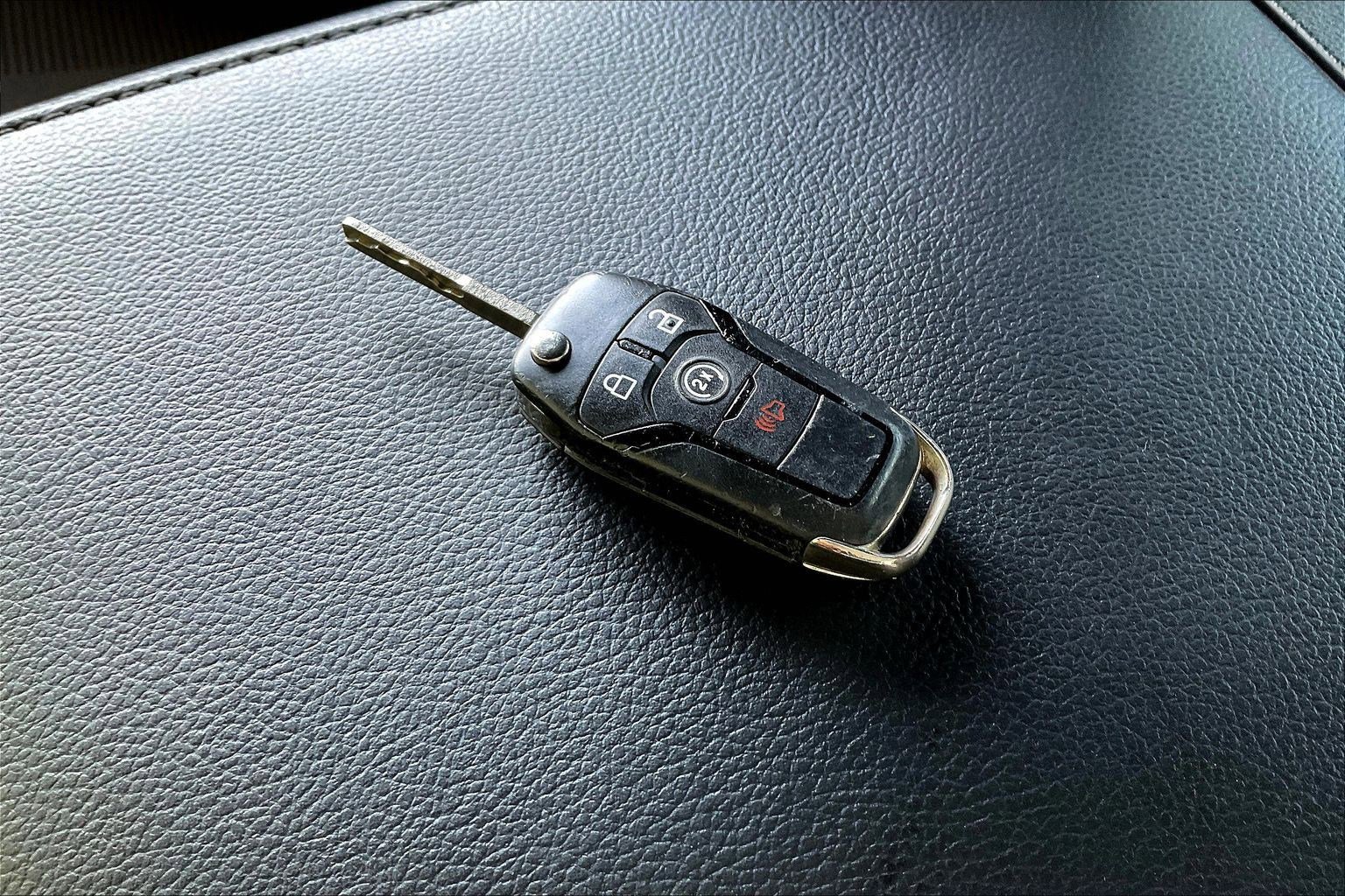 Used 2016 Ford F150 XLT w/ Equipment Group 302A Luxury image 33