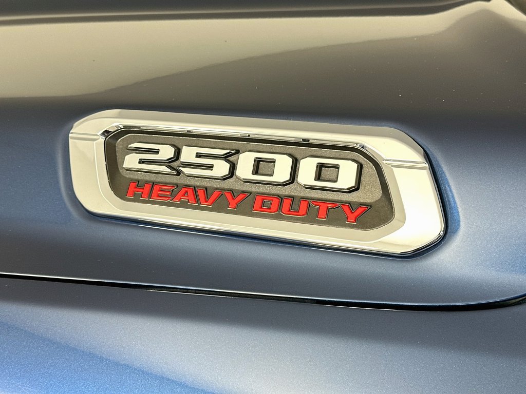 Used 2022 RAM 2500 Limited AWD/4WD image 28