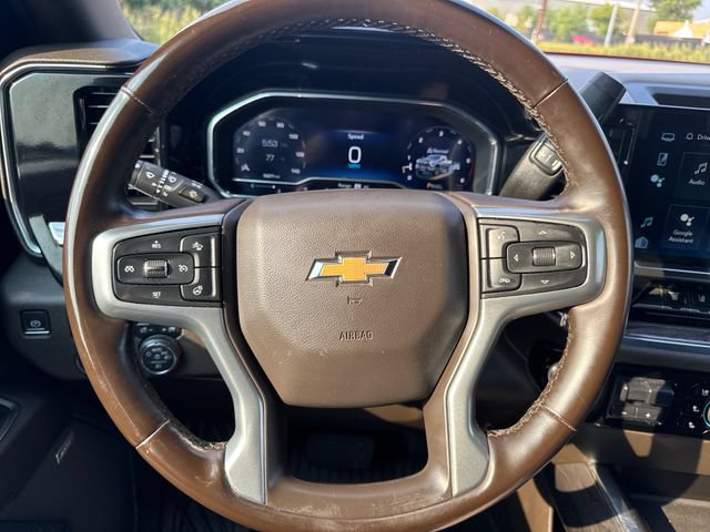 Used 2024 Chevrolet Silverado 2500 LTZ w/ LTZ Convenience Package AWD/4WD image 15