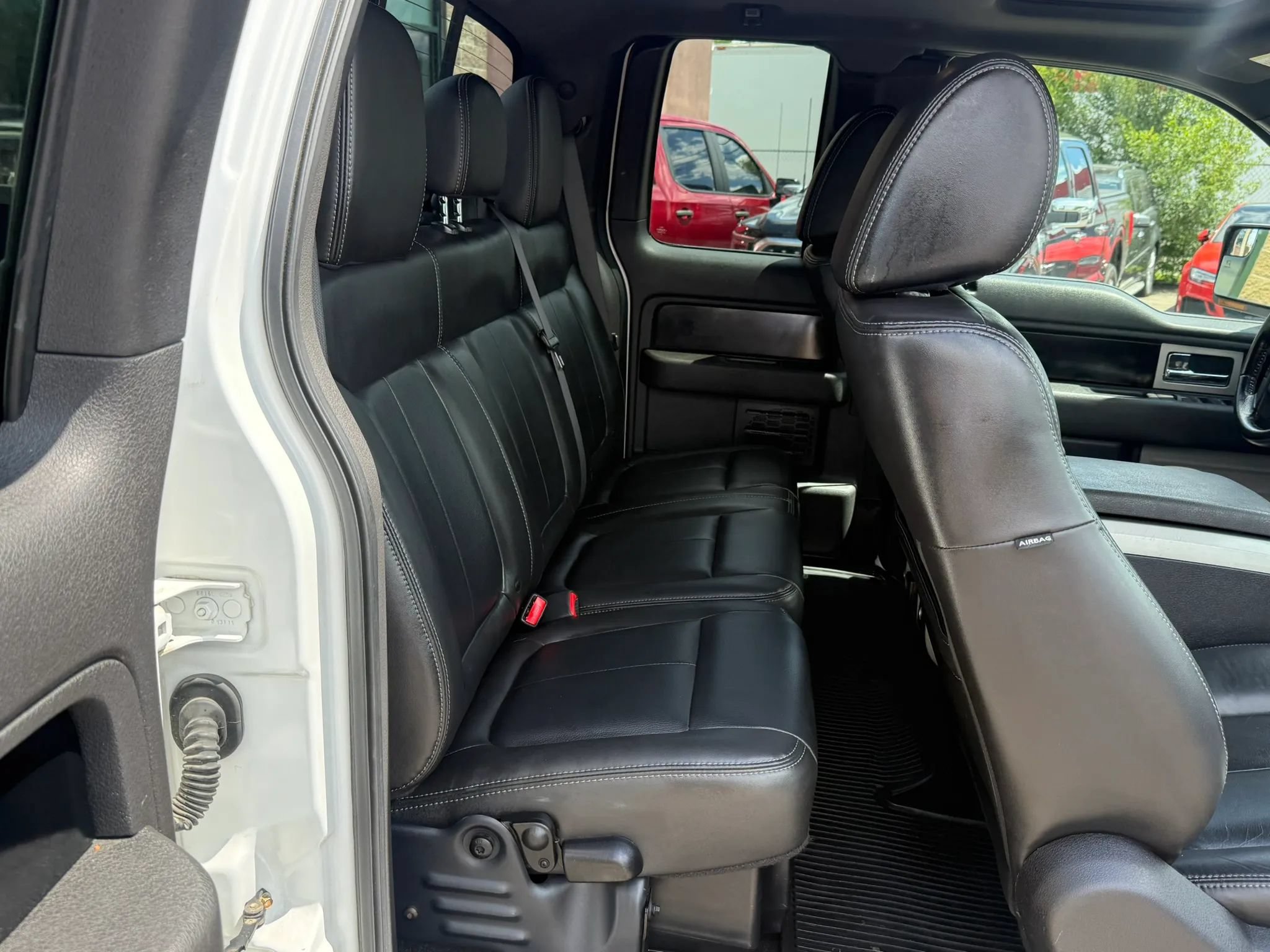 Used 2011 Ford F150 FX4 w/ FX Luxury Pkg AWD/4WD image 32