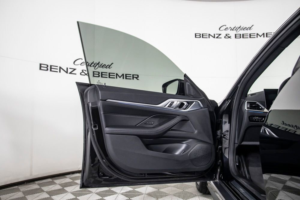 Used 2023 BMW i4 eDrive35 RWD image 21