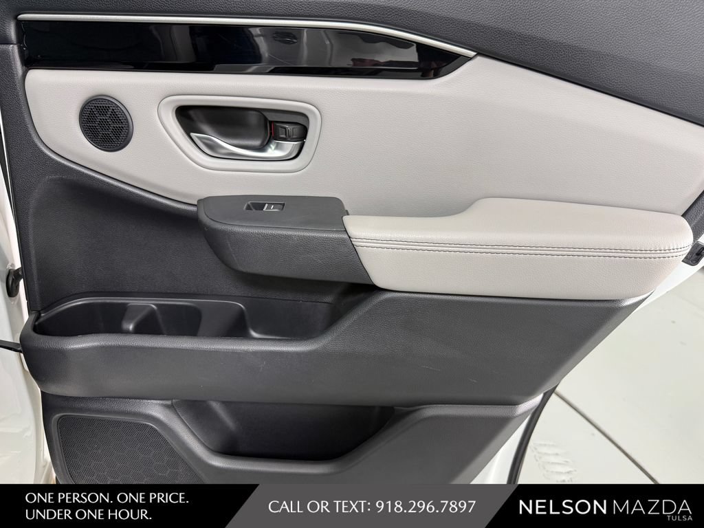 Used 2023 Honda Pilot Touring image 41
