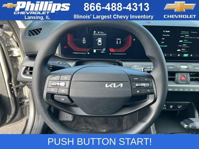 Used 2025 Kia K4 LXS image 13
