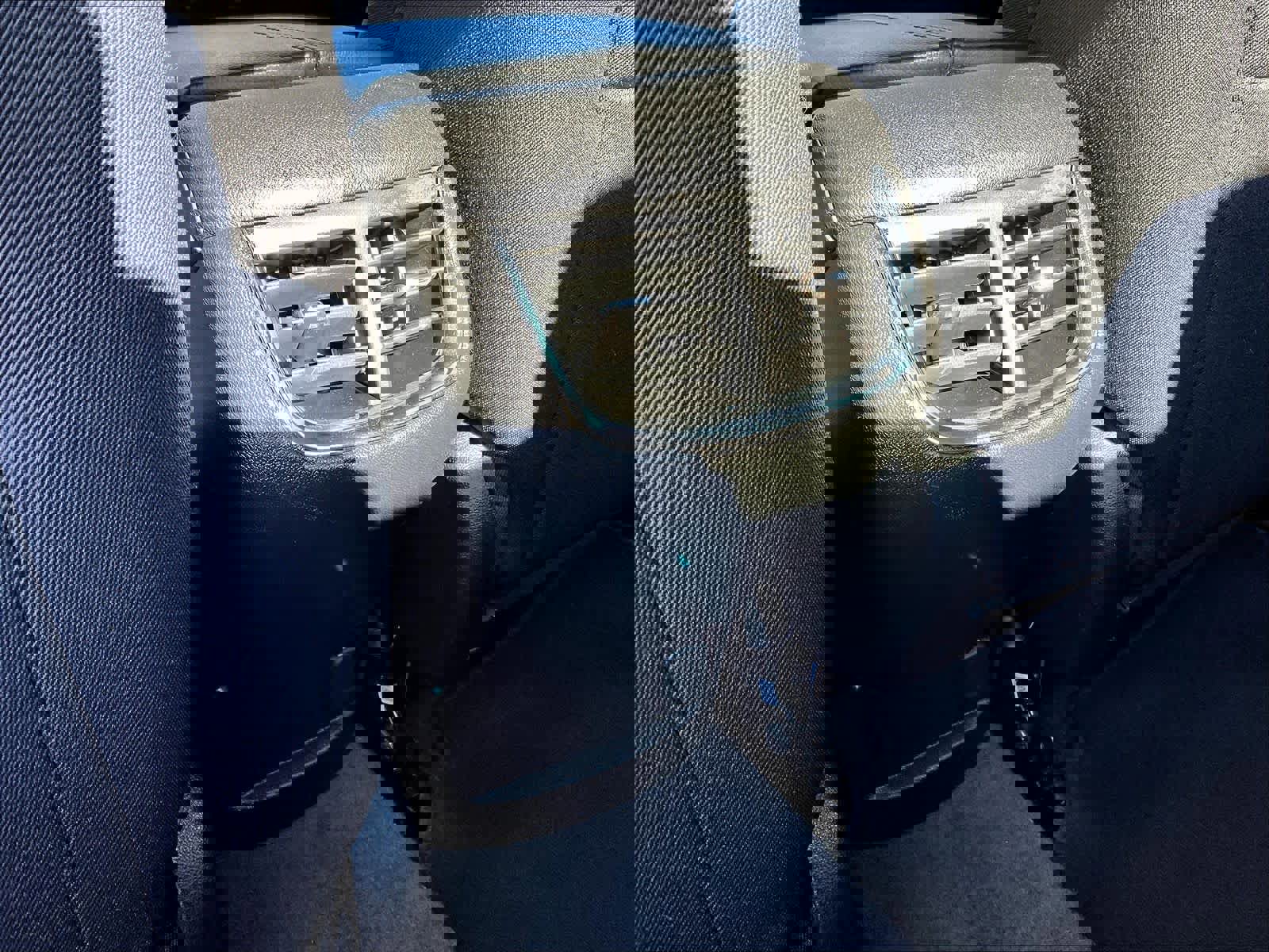 Used 2024 Chevrolet Malibu LT image 28