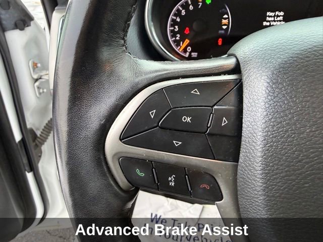 Used 2021 Jeep Grand Cherokee Laredo X image 24