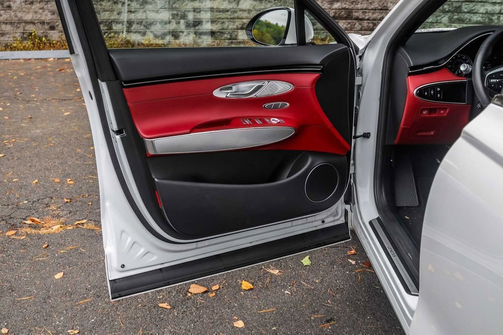 Used 2023 Genesis GV70 3.5T Sport w/ Cargo Package image 22