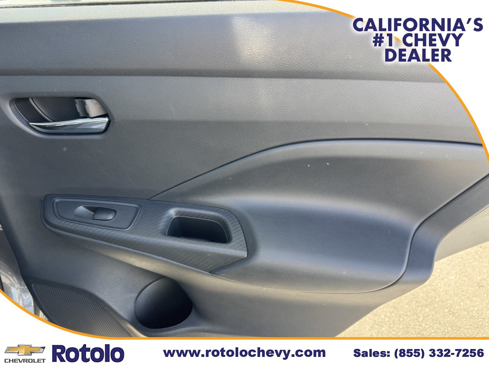 Used 2024 Nissan Versa SV FWD image 12