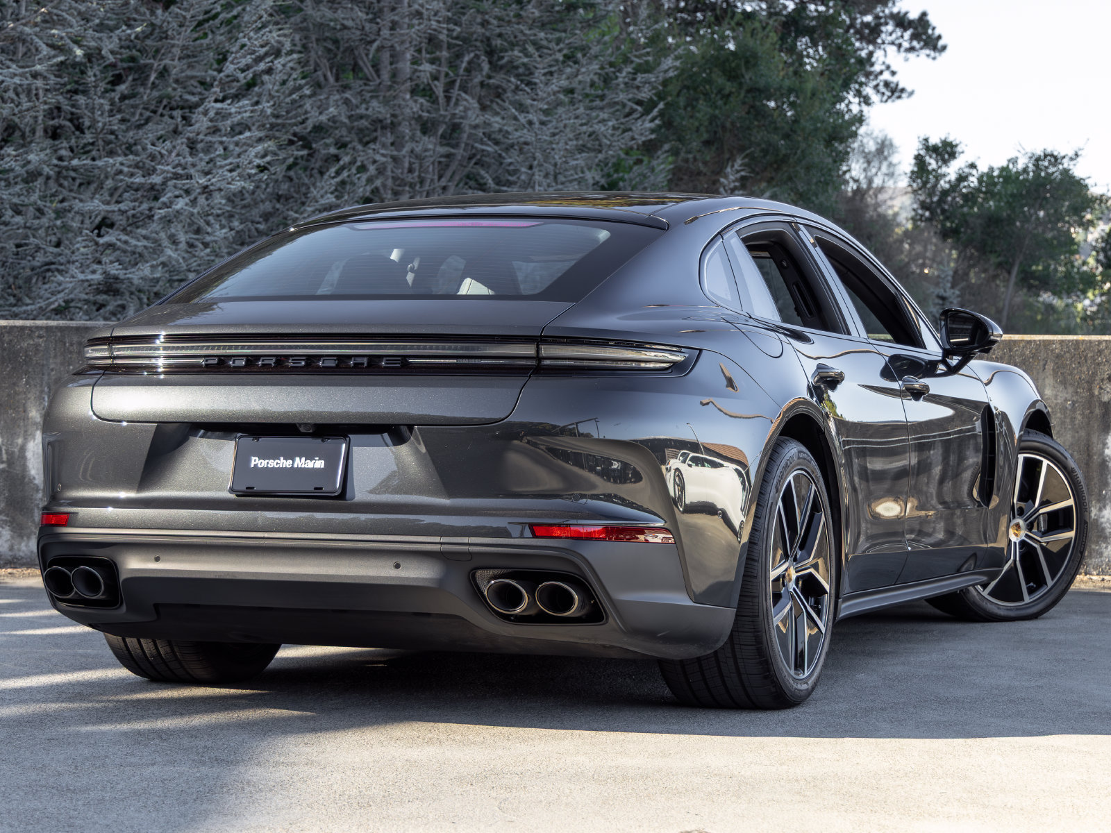Certified 2024 Porsche Panamera 4 AWD/4WD image 11