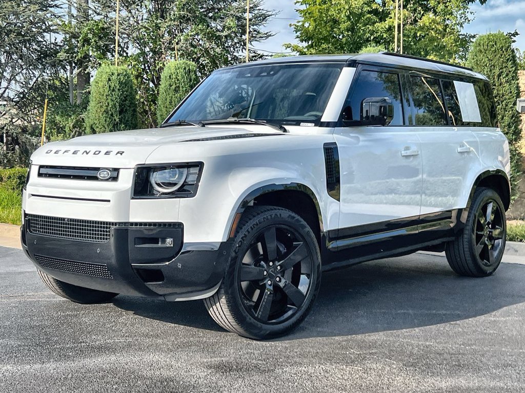 New 2026 Land Rover Defender 110 X-Dynamic SE AWD/4WD image 1