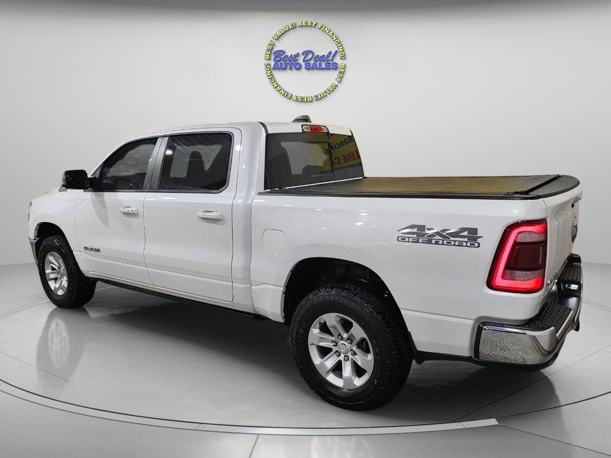 Used 2023 RAM 1500 Laramie AWD/4WD image 3