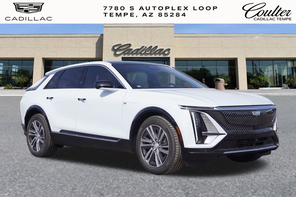New 2026 Cadillac Lyriq Luxury