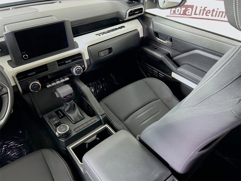 Used 2024 Toyota Tacoma TRD Sport image 27
