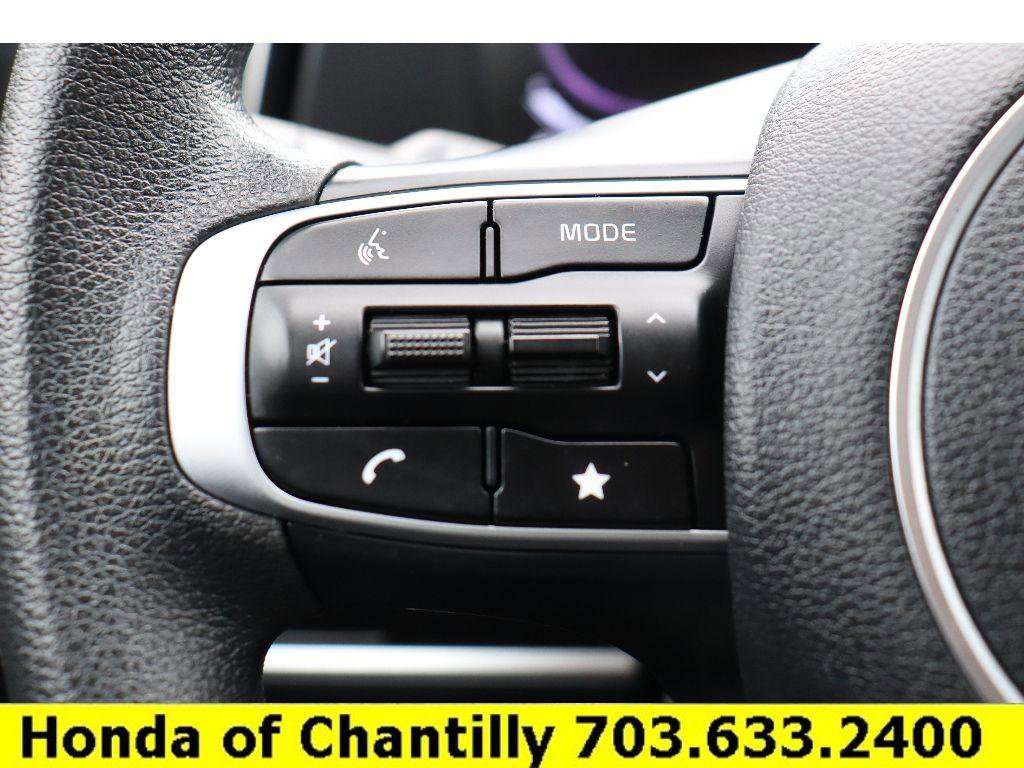 Used 2023 Kia Sportage LX image 19