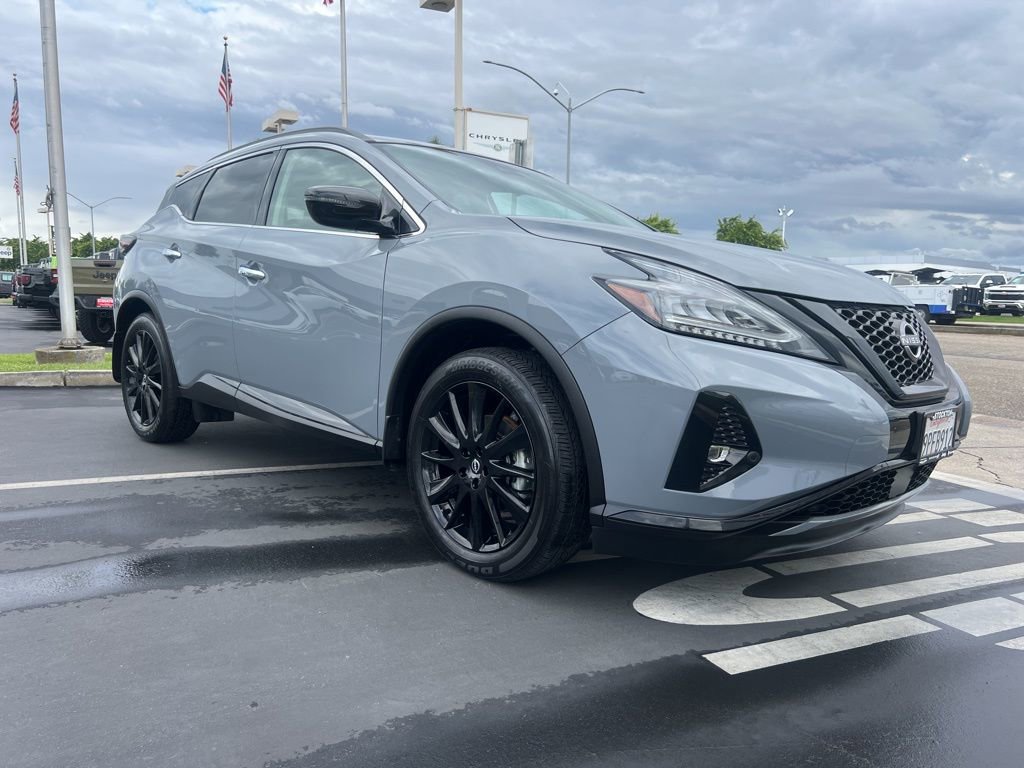 Used 2024 Nissan Murano SV w/ SV Midnight Edition Package image 9