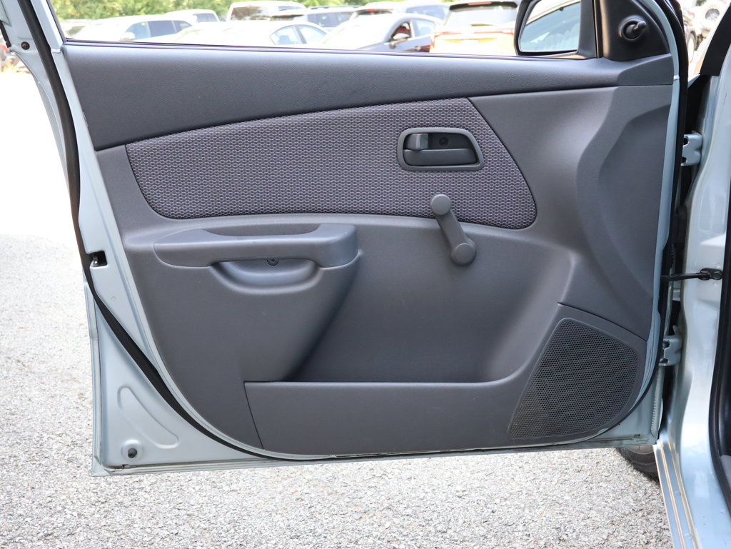 Used 2009 Kia Rio LX FWD image 30