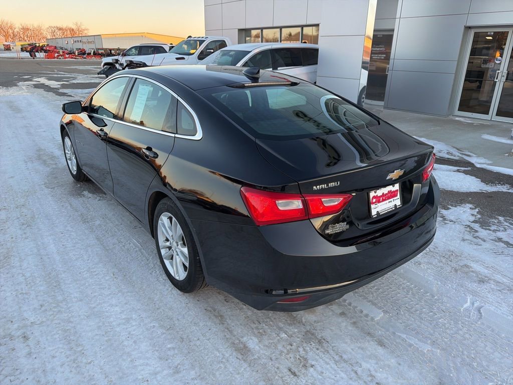 Used 2016 Chevrolet Malibu LT image 7