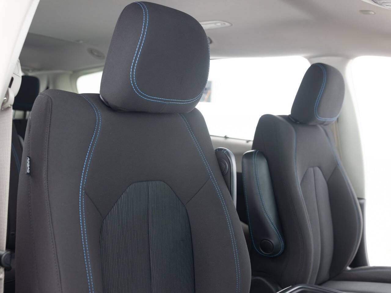 Used 2021 Chrysler Pacifica Touring FWD image 26