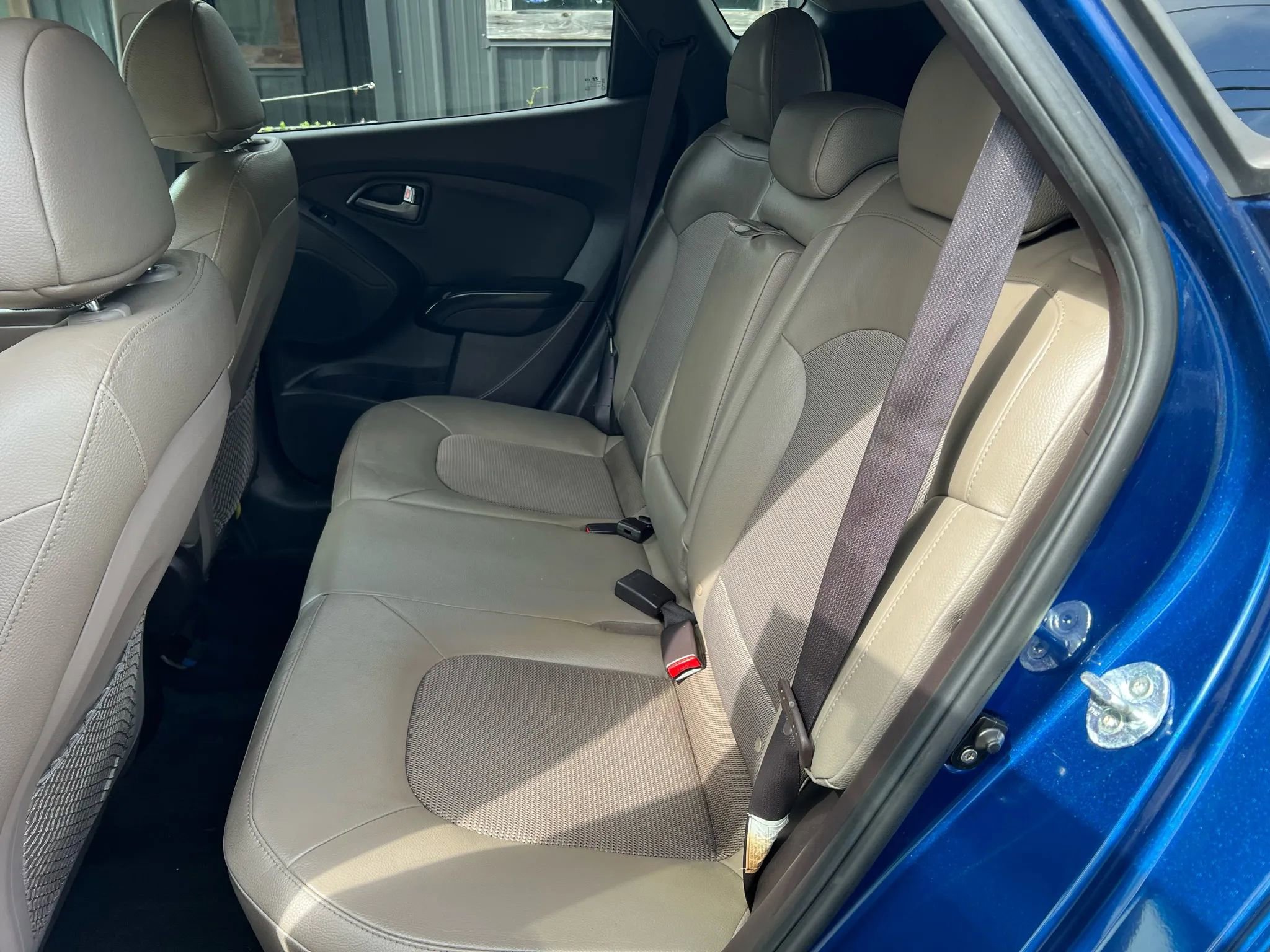 Used 2015 Hyundai Tucson SE image 16