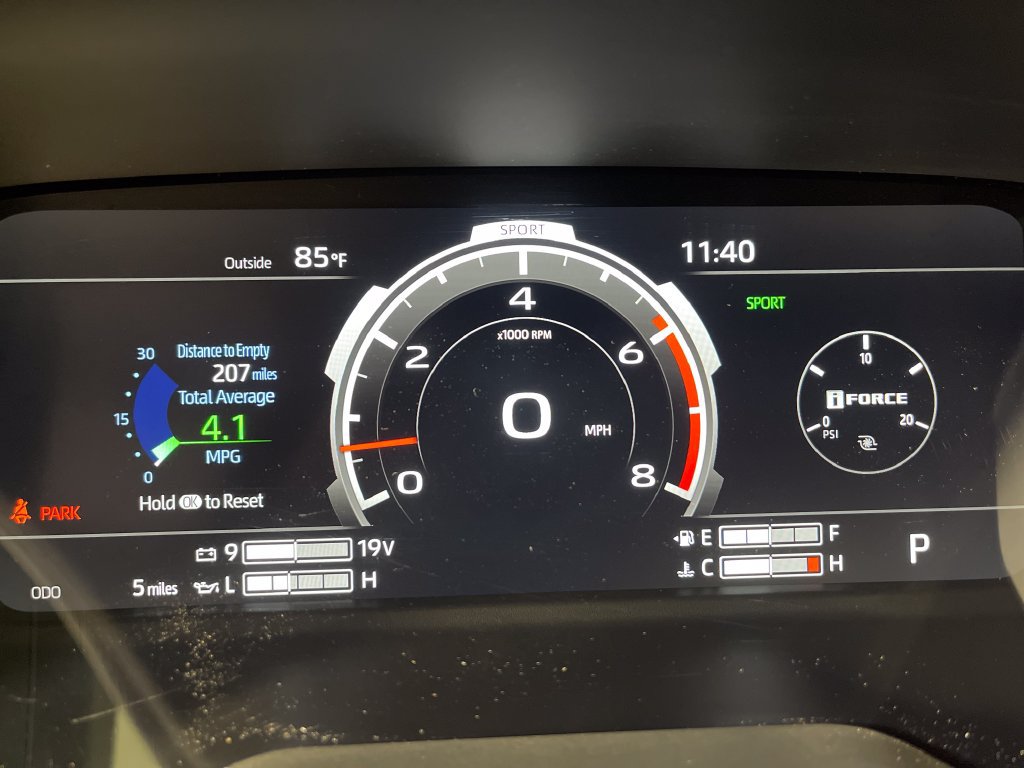 New 2026 Toyota Tundra Platinum AWD/4WD image 18