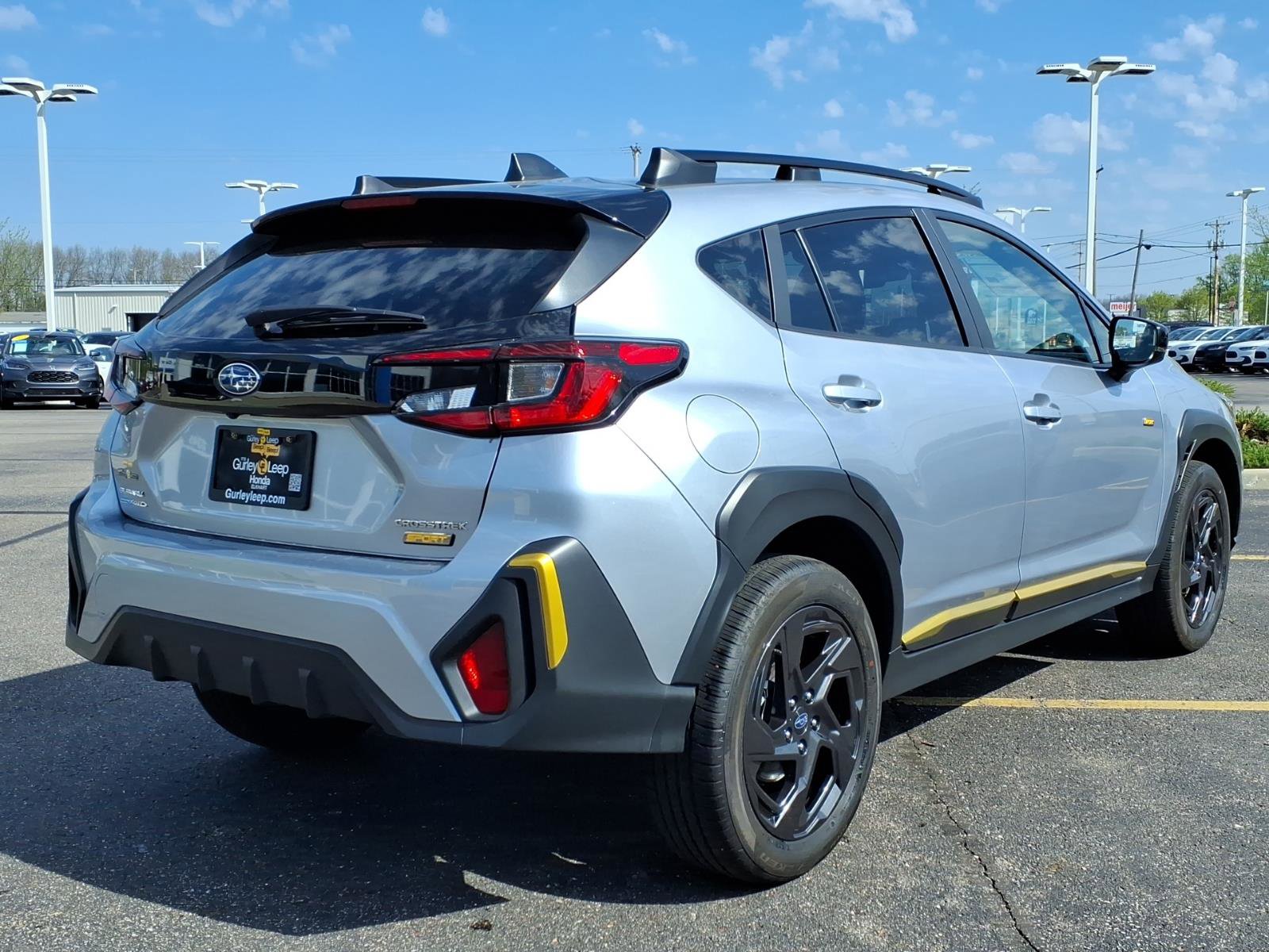 Used 2025 Subaru Crosstrek 2.5i Sport AWD/4WD image 12