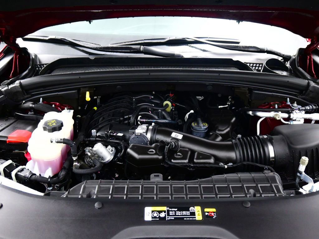 New 2023 Jeep Grand Cherokee L Laredo image 13