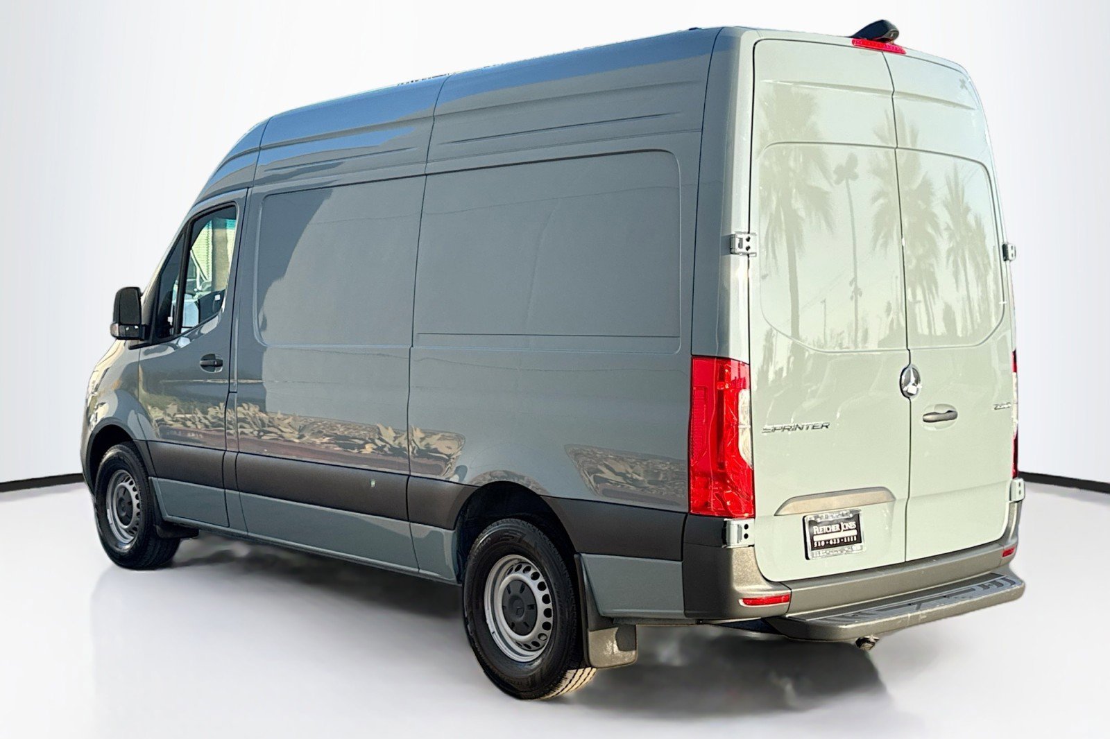 Used 2025 Mercedes-Benz Sprinter 2500 image 7