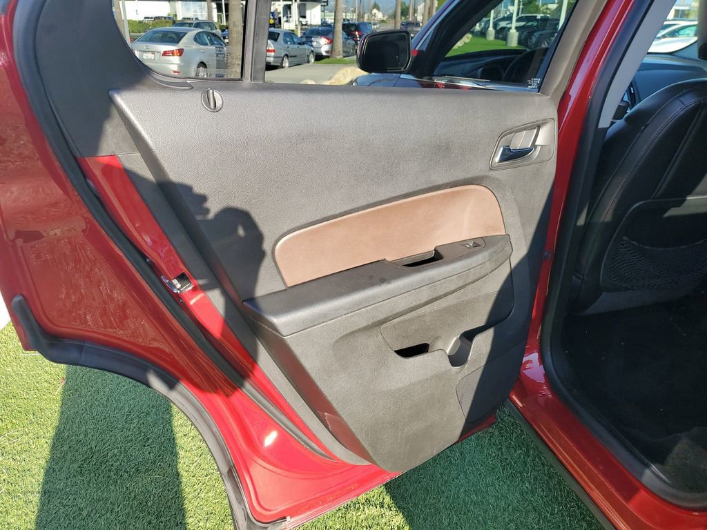 Used 2015 Chevrolet Equinox LT image 13