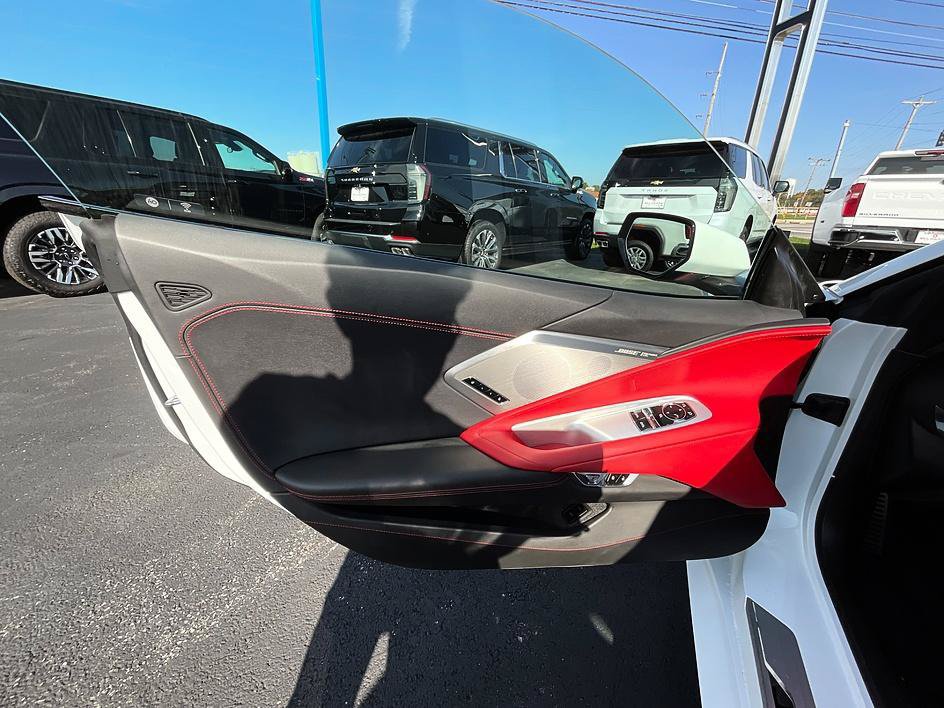 Used 2022 Chevrolet Corvette Stingray Preferred Cpe w/ 2LT RWD image 16