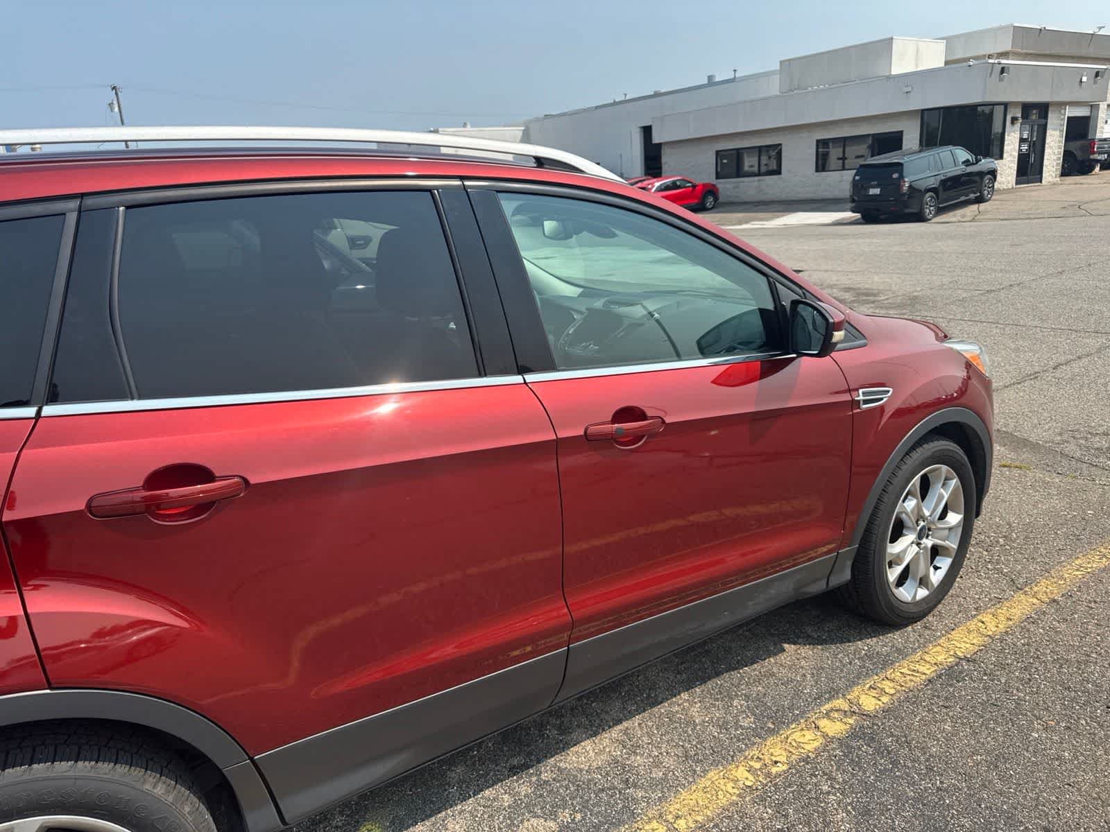 Used 2015 Ford Escape Titanium FWD image 25