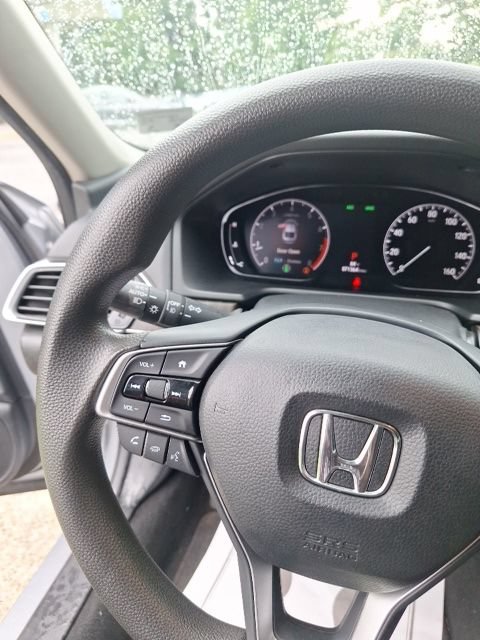 Used 2019 Honda Accord EX image 12
