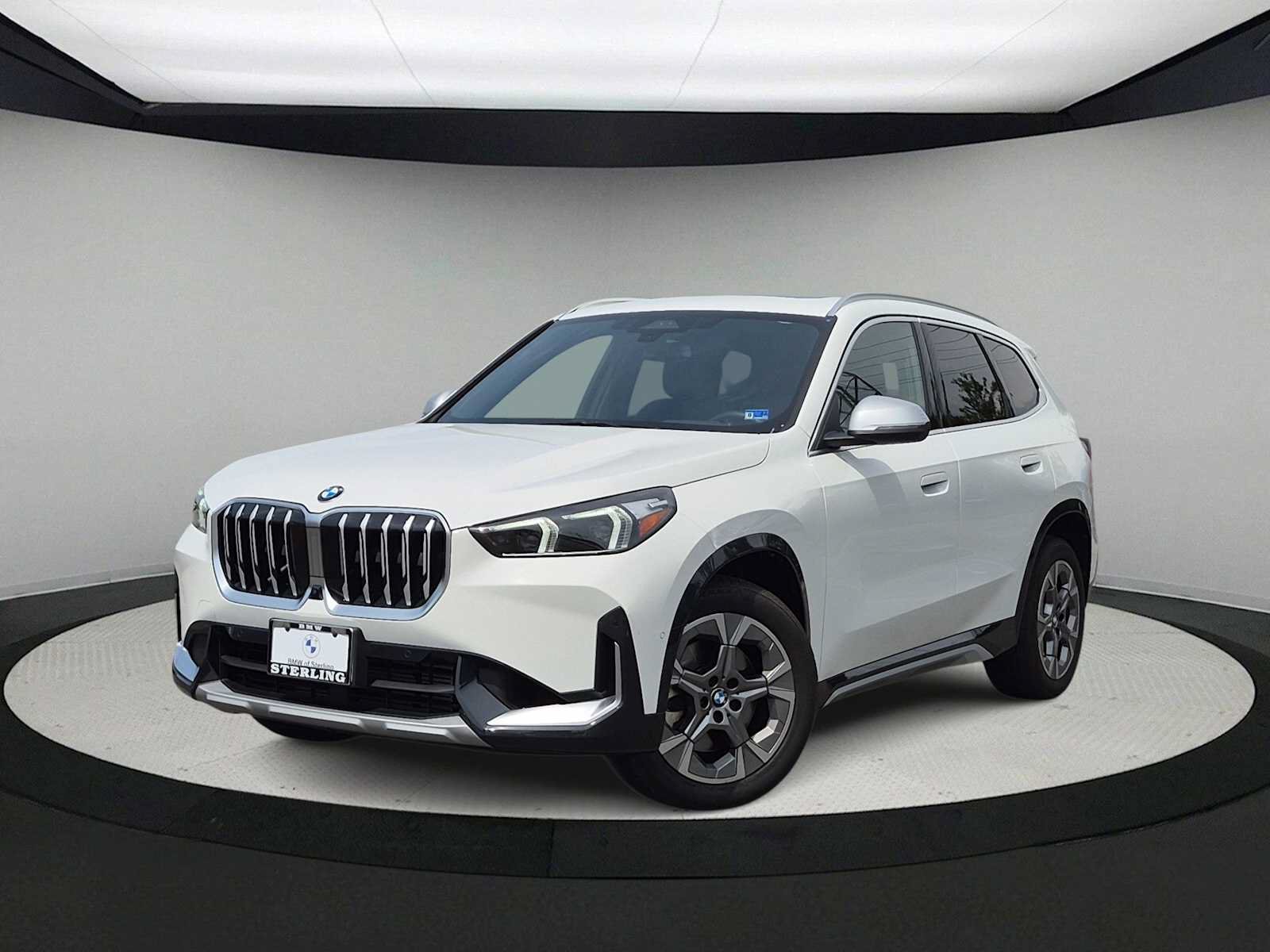 Used 2024 BMW X1 xDrive28i w/ Technology Package AWD/4WD image 1