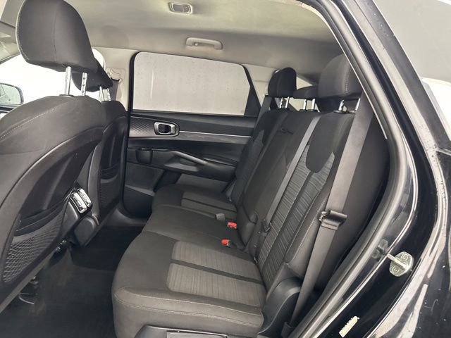 Used 2021 Kia Sorento LX FWD image 26