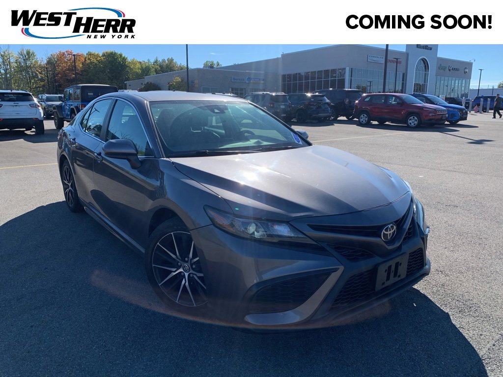 Used 2021 Toyota Camry SE