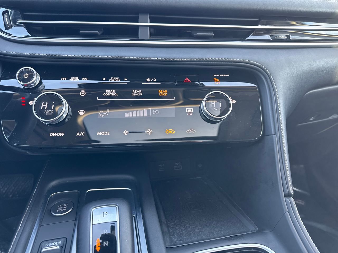 Used 2023 INFINITI QX60 Luxe image 23