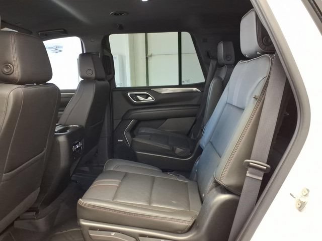 Used 2022 Chevrolet Tahoe RST w/ Luxury Package AWD/4WD image 14
