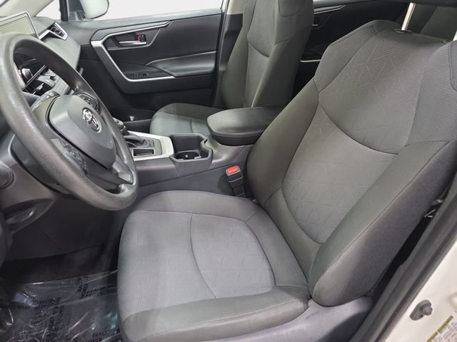 Certified 2025 Toyota RAV4 XLE FWD image 11