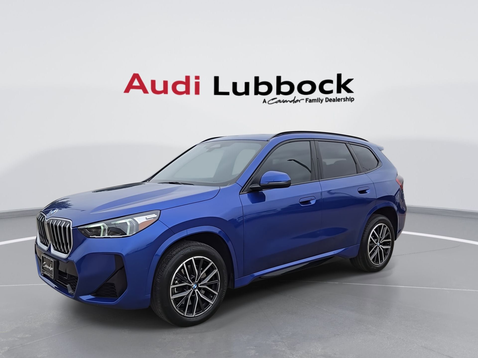 Used 2026 BMW X1 xDrive28i AWD/4WD image 4